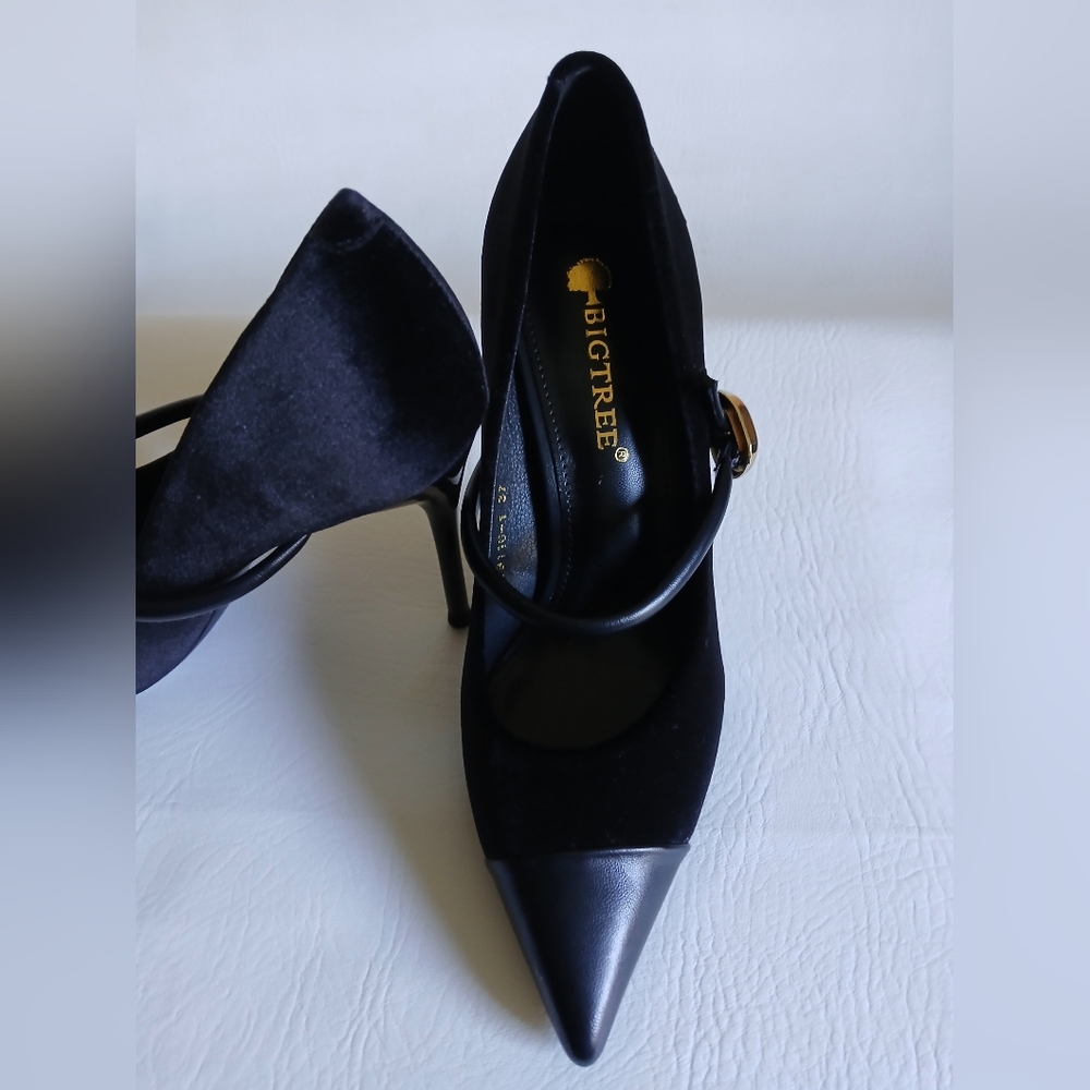 Bigtree Women's Sophisticatwd Black Stiletto Heels by - Picture 9 of 13
